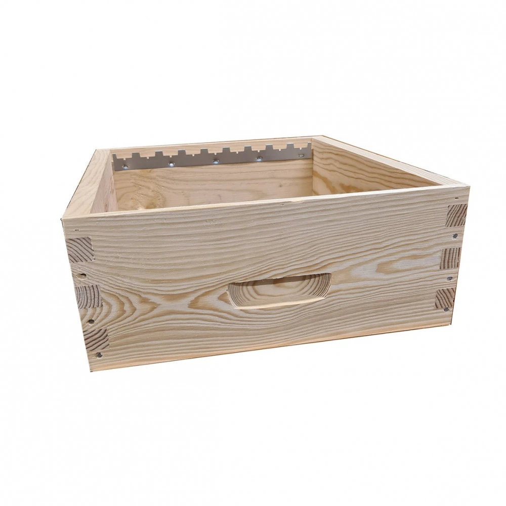 Hausse Dadant Tenons Paulownia 1 Hausse Dadant Tenons Paulownia